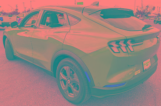 Certified 2023 Ford Mustang Mach-E Select AWD/4WD image 4