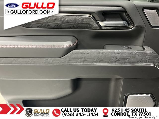 Used 2025 GMC Sierra 2500 AT4X AWD/4WD image 17