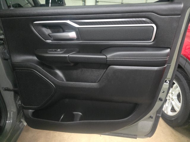 Used 2026 RAM 1500 Big Horn AWD/4WD image 8
