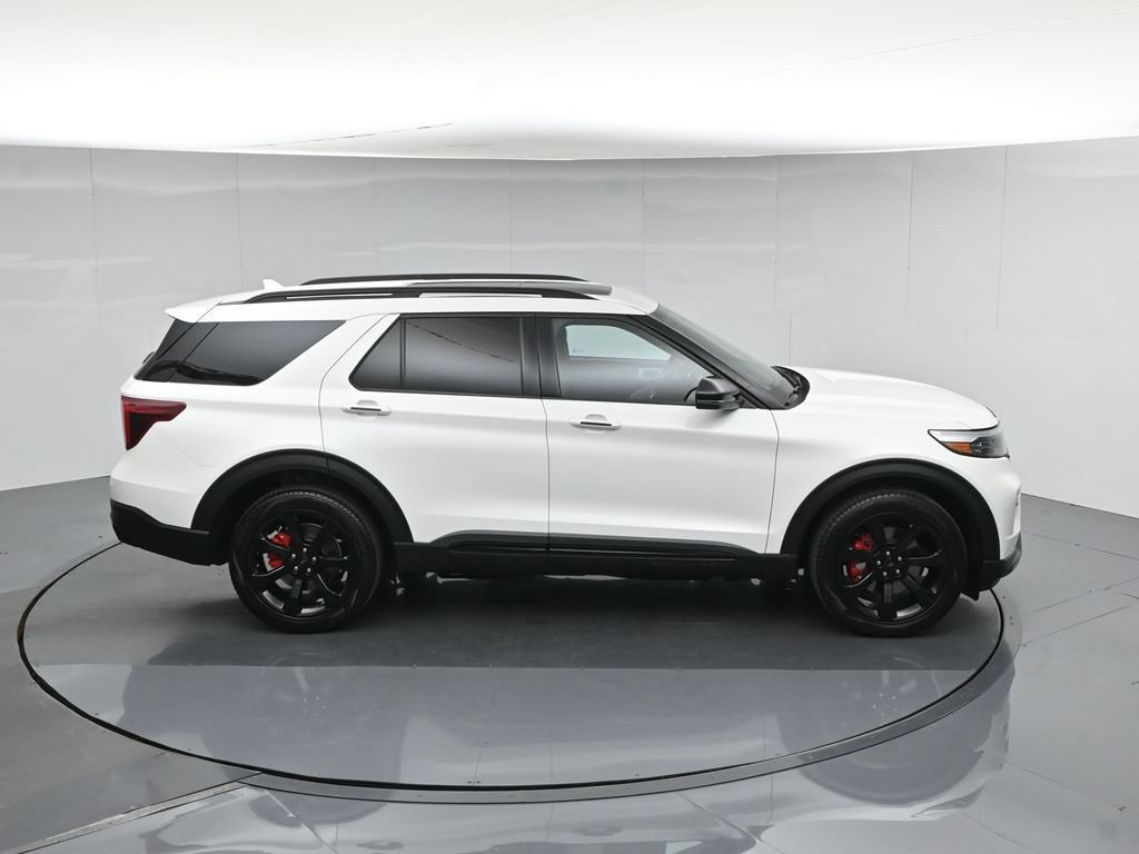 Certified 2024 Ford Explorer ST w/ Equipment Group 401A AWD/4WD image 46