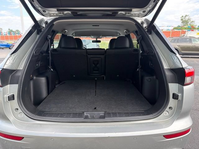 Used 2024 Mitsubishi Outlander SE AWD/4WD image 10