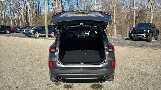 Certified 2024 Ford Escape ST-Line w/ Tech Pack #1 image 27