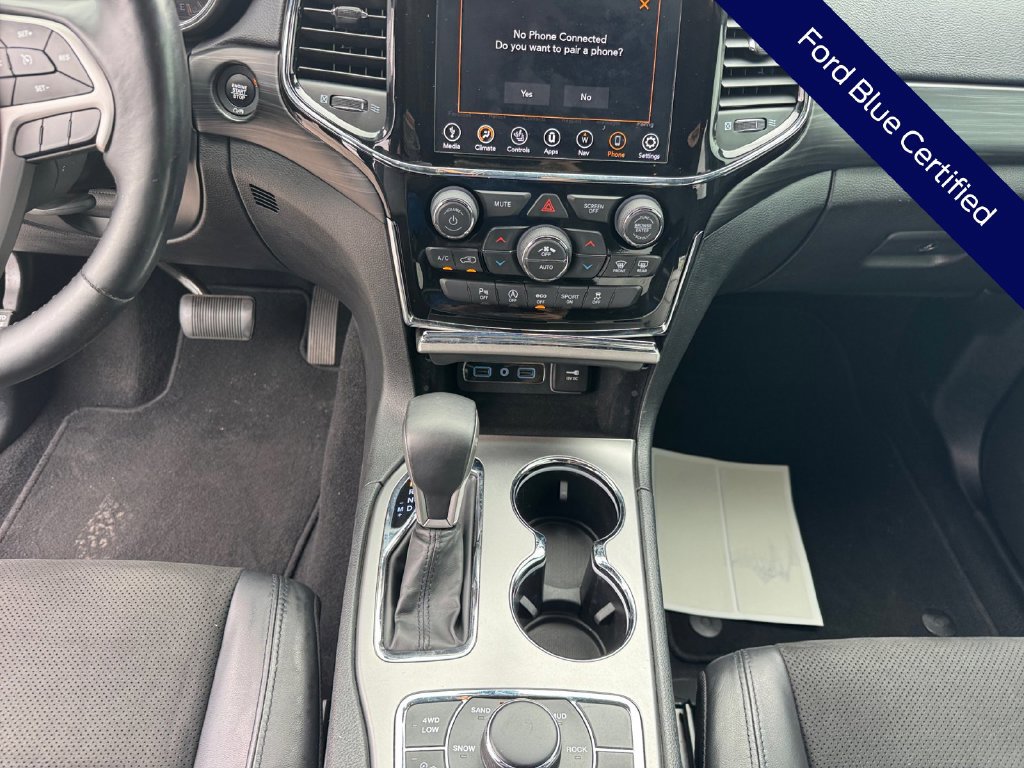 Used 2020 Jeep Grand Cherokee Altitude AWD/4WD image 15