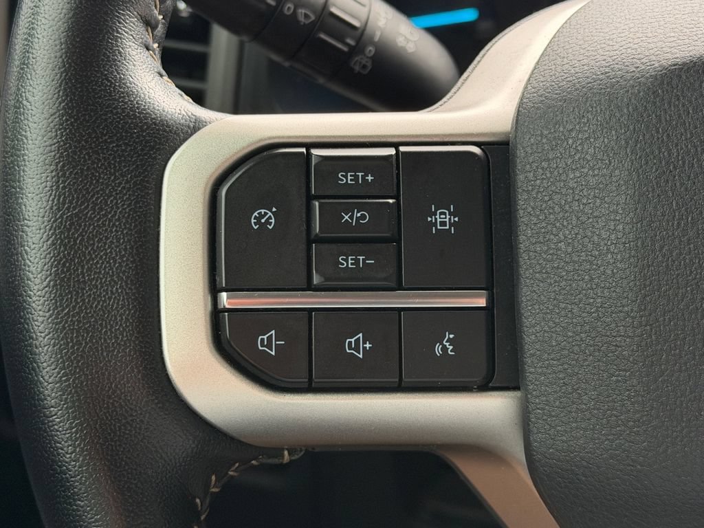 Certified 2022 Ford Expedition XLT RWD image 22