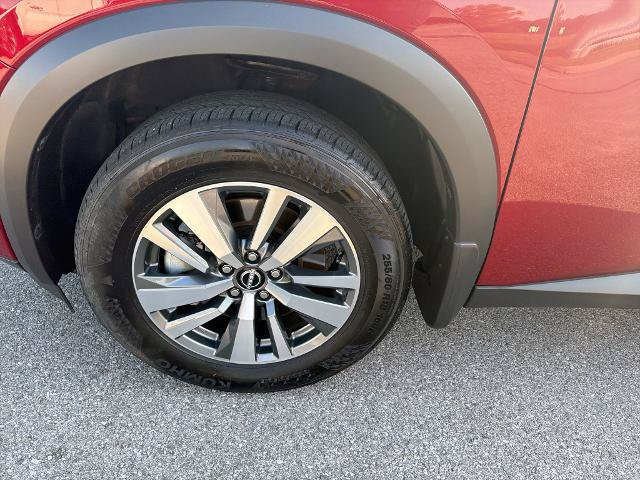 Used 2024 Nissan Pathfinder SL FWD image 34