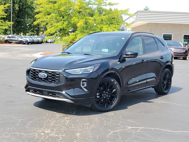 Certified 2023 Ford Escape ST-Line Elite w/ Premium Technology Package AWD/4WD image 37