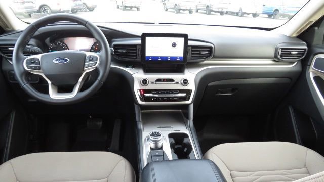 Certified 2021 Ford Explorer XLT image 9