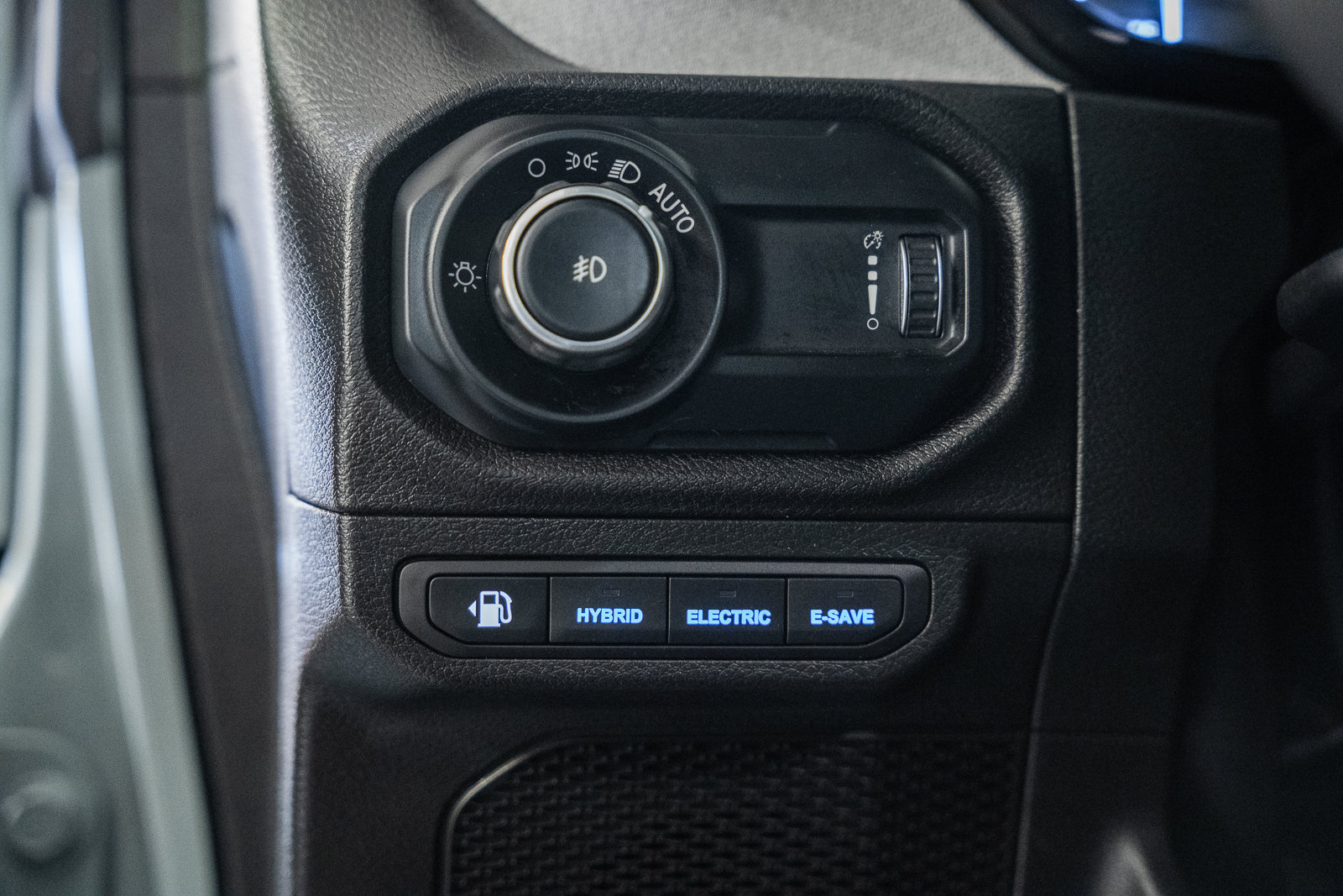 Used 2024 Jeep Wrangler Unlimited AWD/4WD image 46