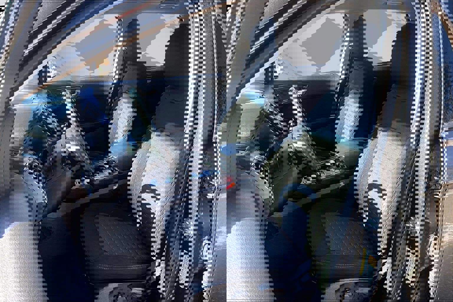 Certified 2019 Ford Edge SE image 25