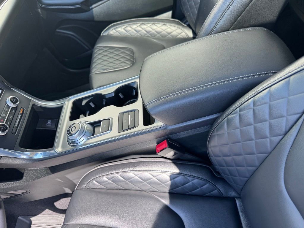 Certified 2023 Ford Edge Titanium AWD/4WD image 16