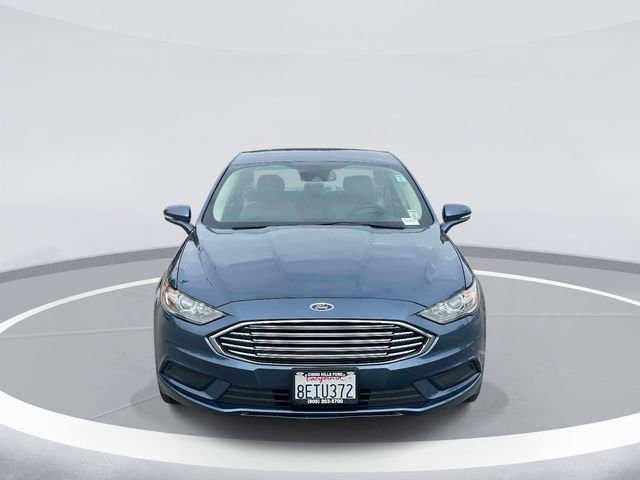 Certified 2018 Ford Fusion SE FWD image 2