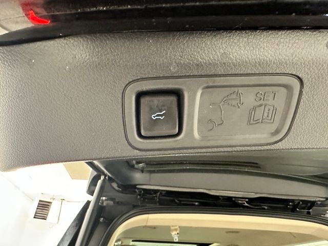 Certified 2024 Ford Expedition Limited image 19