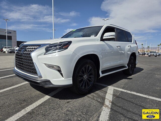 Used 2022 Lexus GX 460 Premium w/ Accessory Package AWD/4WD image 3
