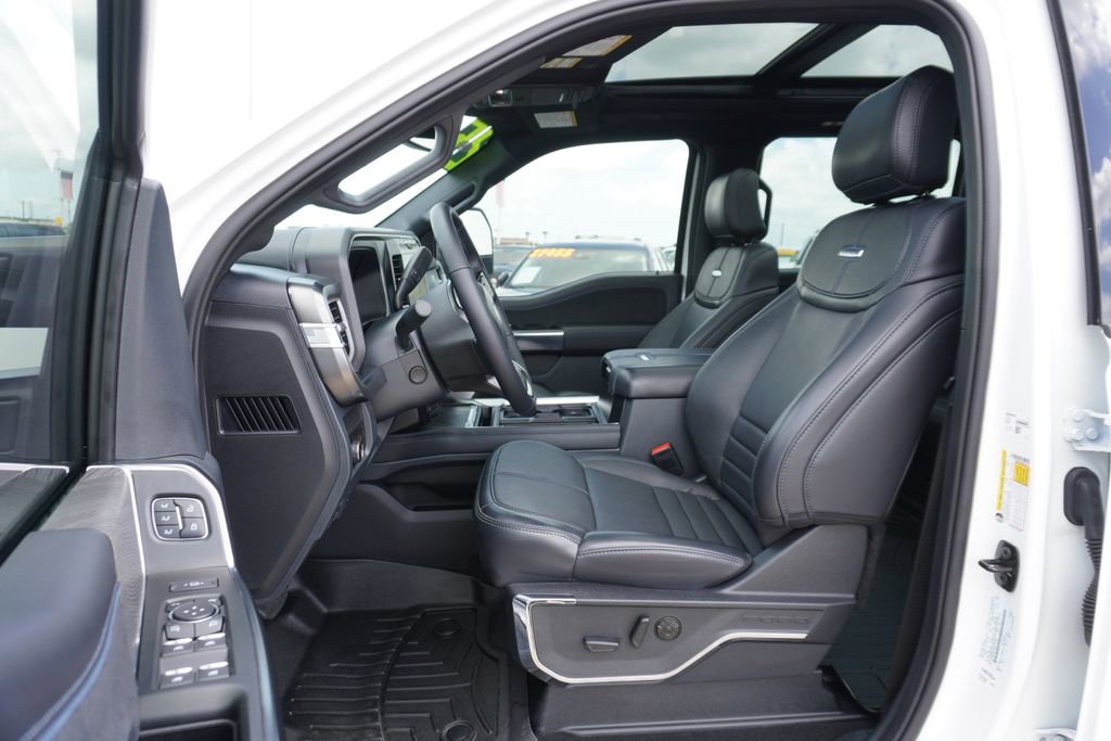 Certified 2025 Ford F250 Platinum AWD/4WD image 7