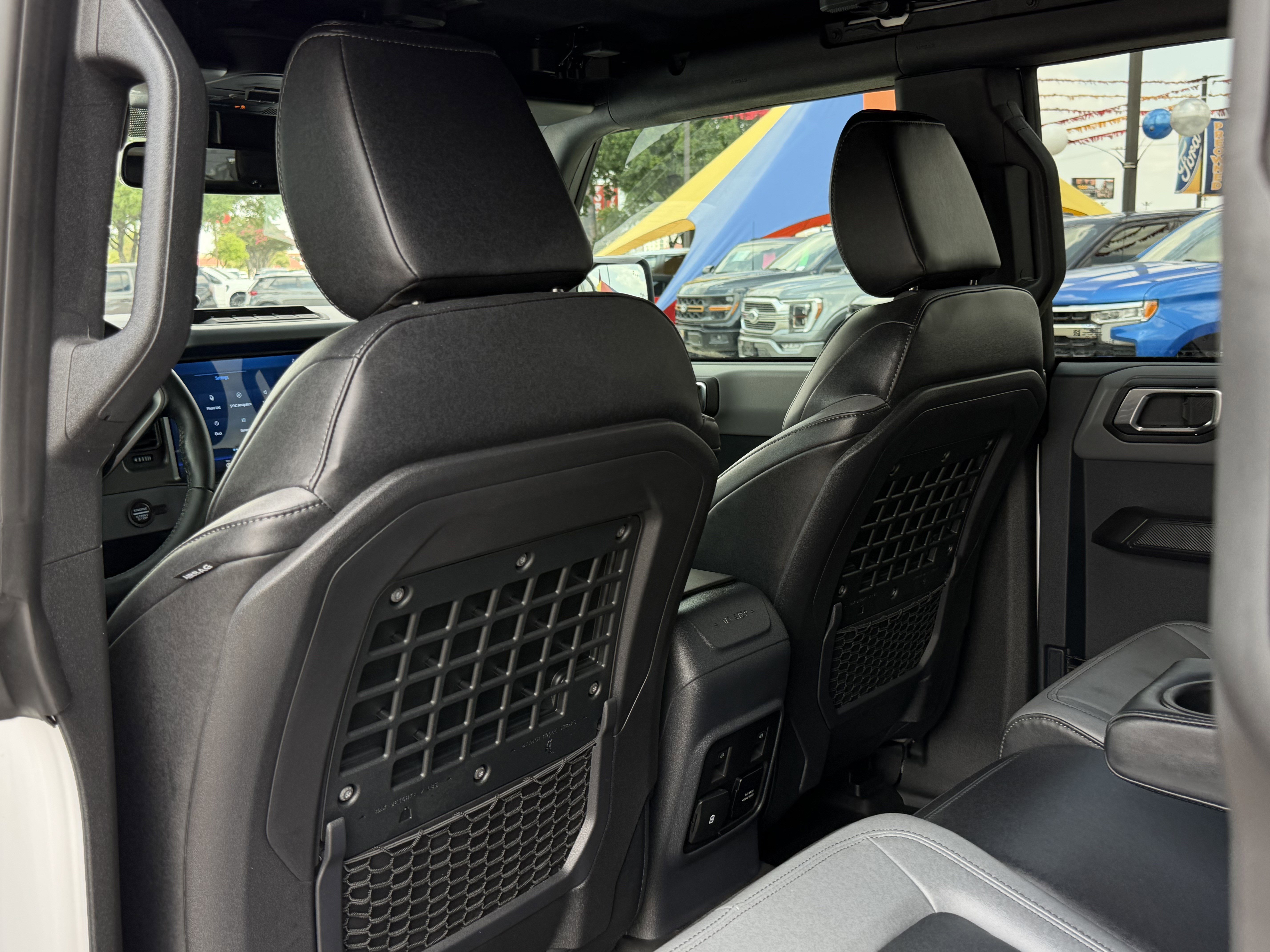 Certified 2024 Ford Bronco Black Diamond w/ Sasquatch Package AWD/4WD image 12