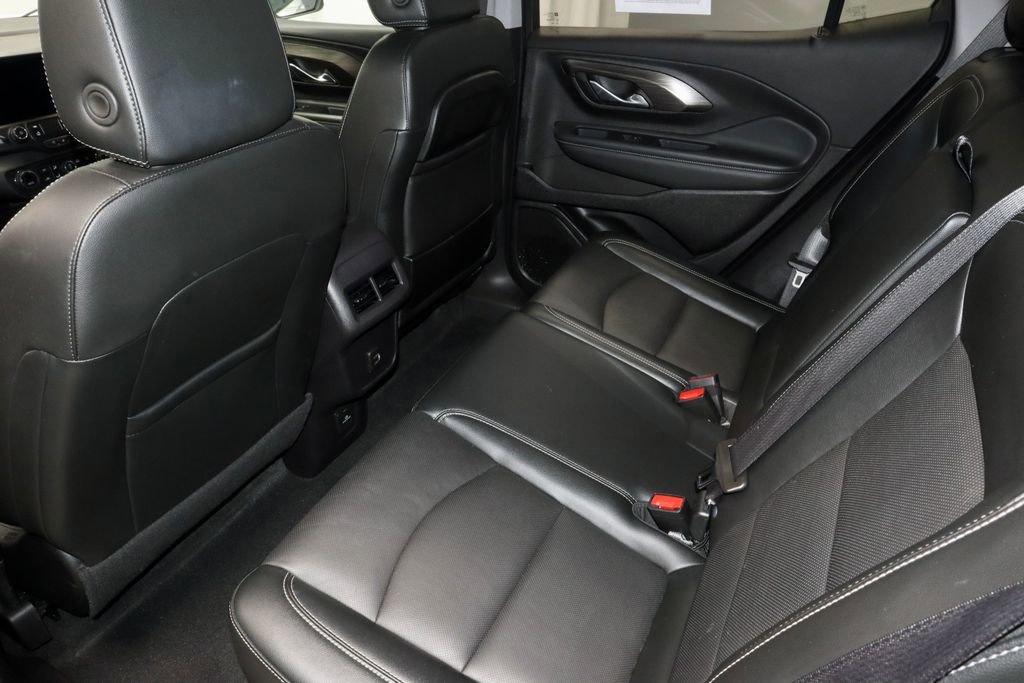 Used 2024 GMC Terrain SLT AWD/4WD image 21