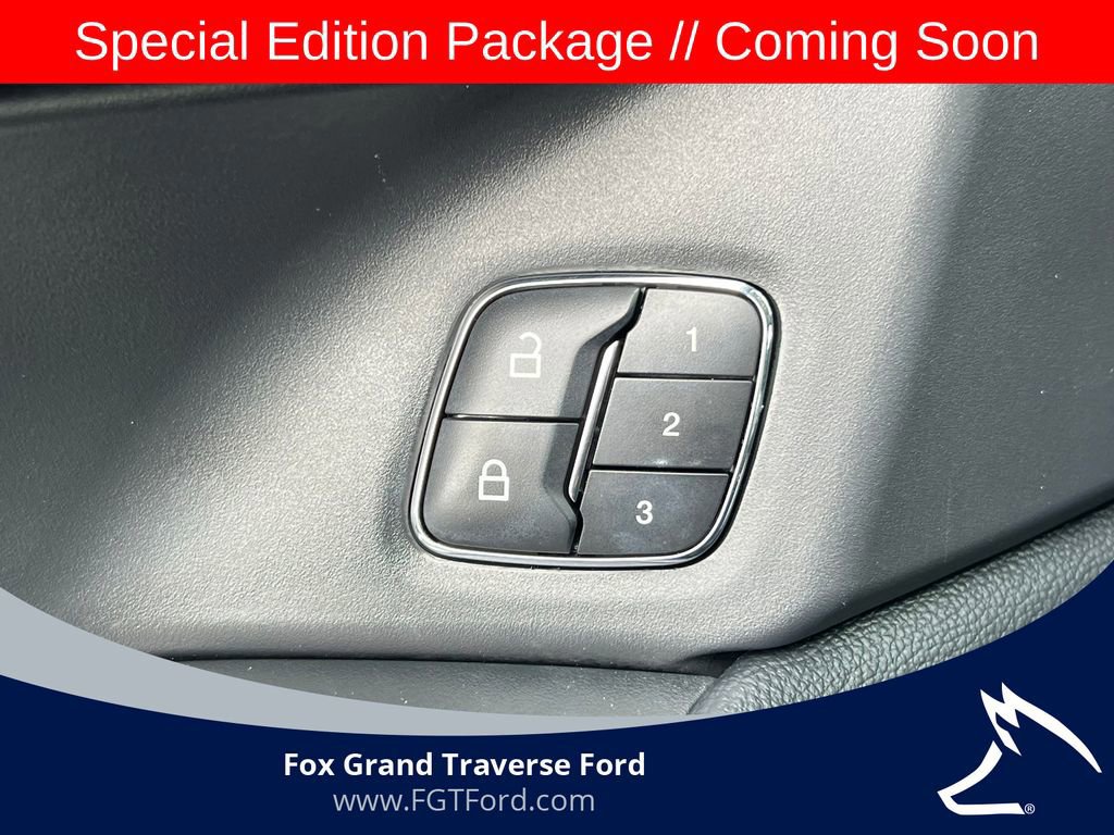 Certified 2023 Ford Expedition XLT image 24
