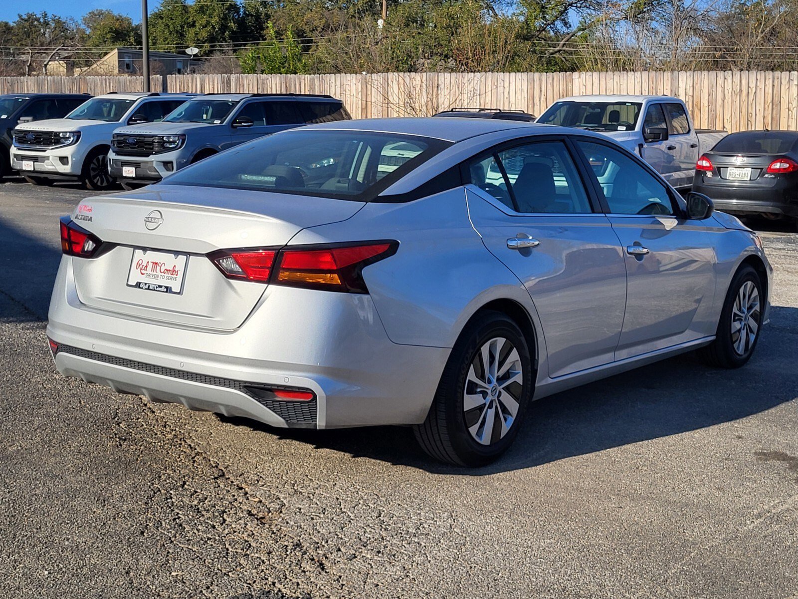Used 2024 Nissan Altima 2.5 S image 3