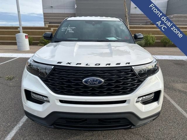 Certified 2024 Ford Explorer ST-Line w/ Class IV Trailer Tow Package RWD image 15