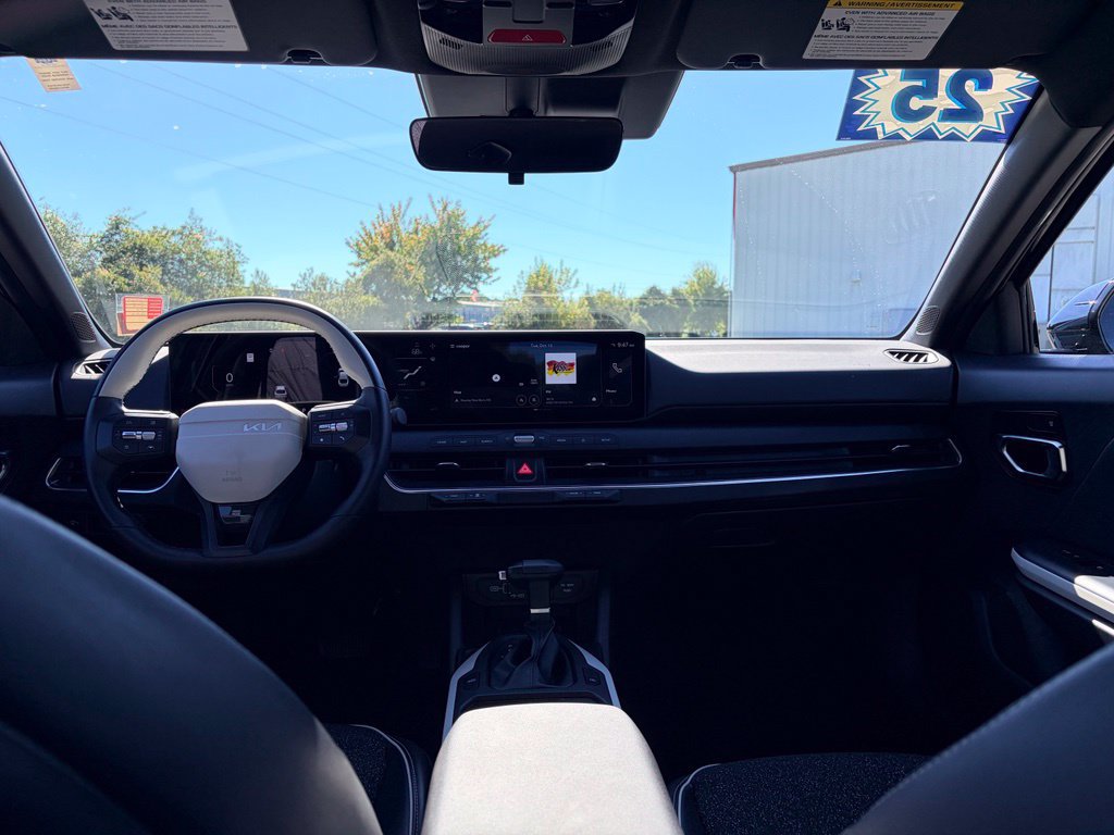 Used 2025 Kia K4 GT-Line FWD image 6