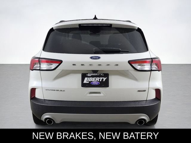 Certified 2020 Ford Escape Titanium image 4