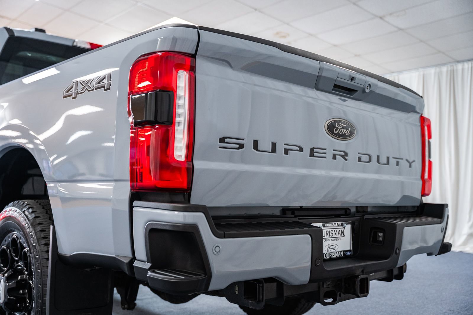 Certified 2025 Ford F250 Lariat w/ Black Appearance Package image 6