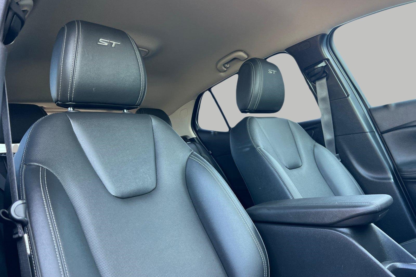 Used 2024 Buick Encore GX Sport Touring image 17