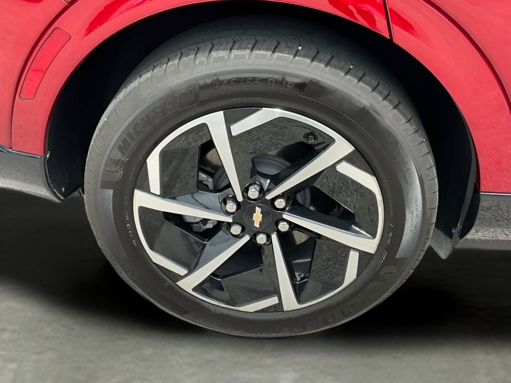 Used 2025 Chevrolet Equinox EV LT w/ Convenience Package image 15