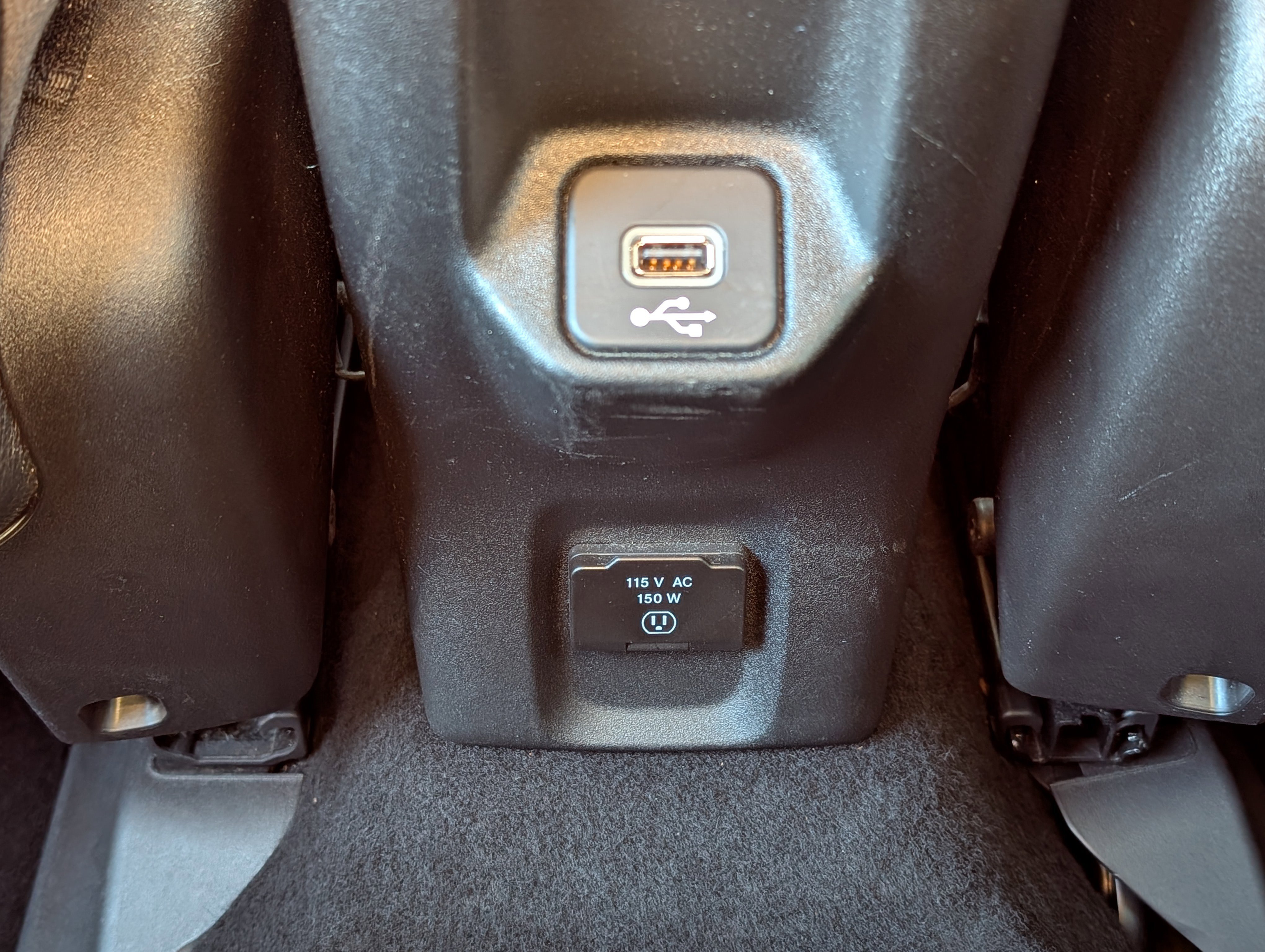 Used 2019 Jeep Renegade Limited w/ UConnect 8.4 Nav Group image 15