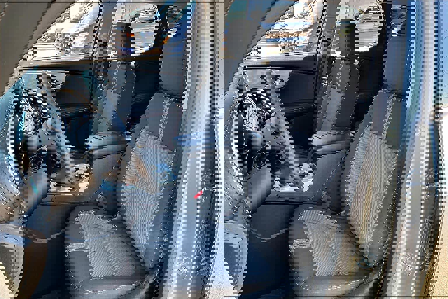 Used 2025 Chevrolet Blazer LT image 10