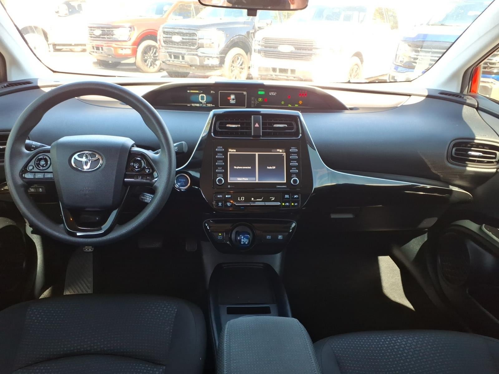 Used 2021 Toyota Prius LE w/ Carpet Mat Package (TMS) FWD image 18