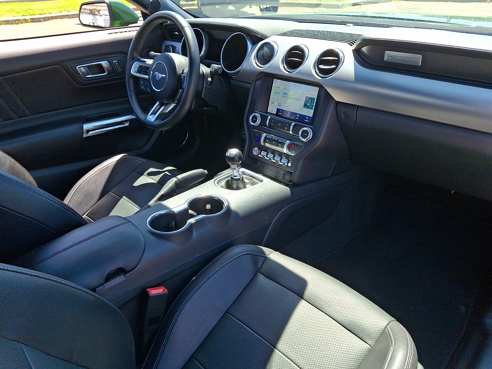 Certified 2022 Ford Mustang GT Premium RWD image 12