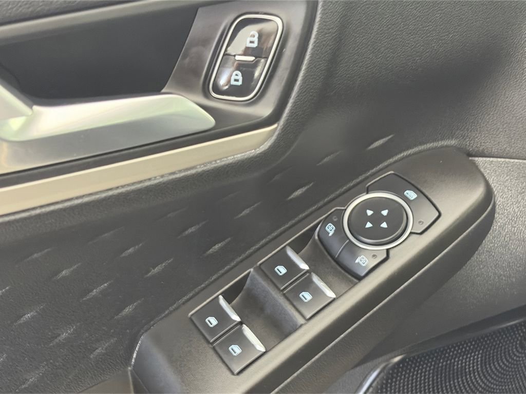 Certified 2020 Ford Escape SE Sport AWD/4WD image 25