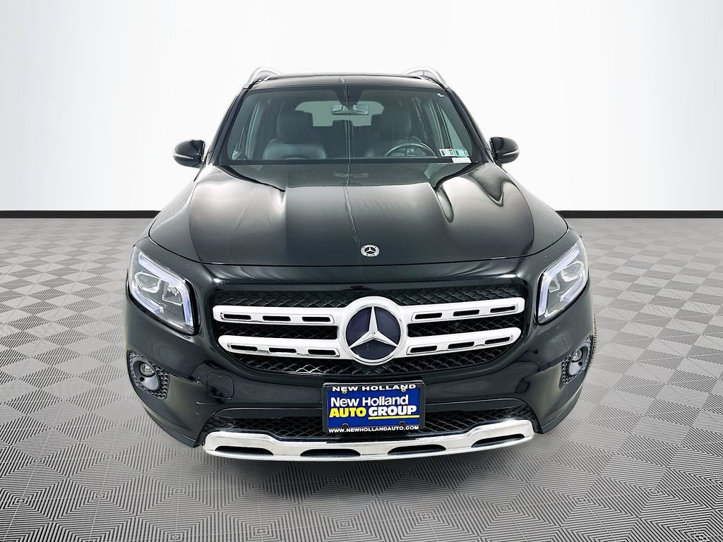 Used 2021 Mercedes-Benz GLB 250 4MATIC image 3
