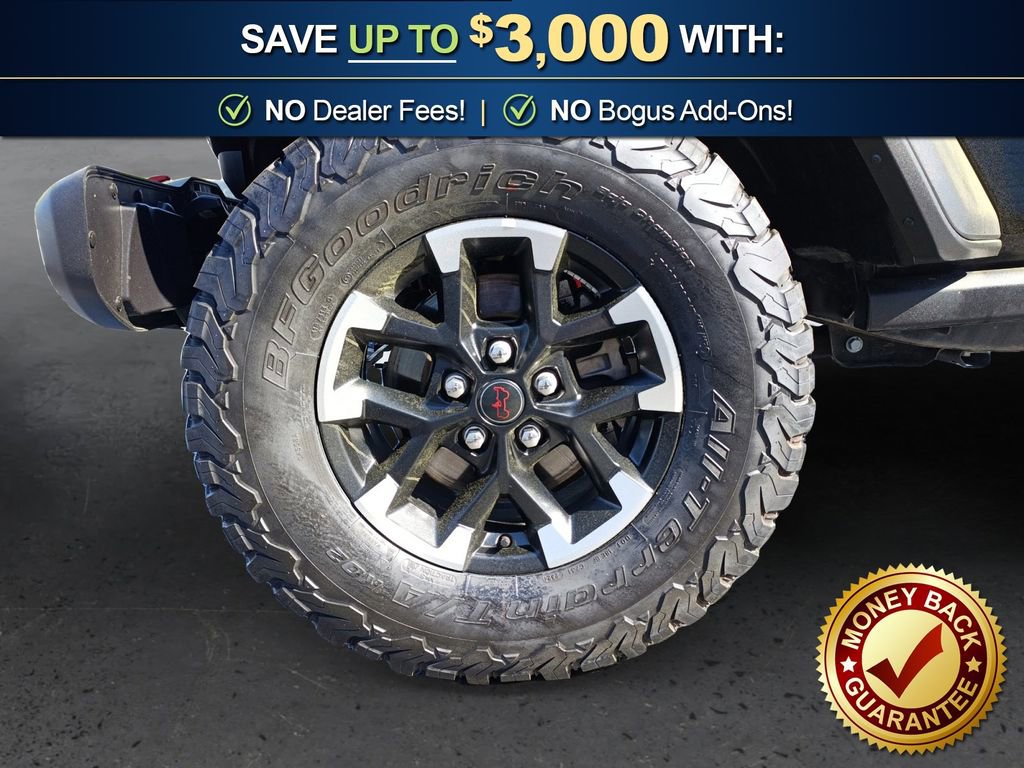 Used 2025 Jeep Wrangler Unlimited Rubicon AWD/4WD image 13
