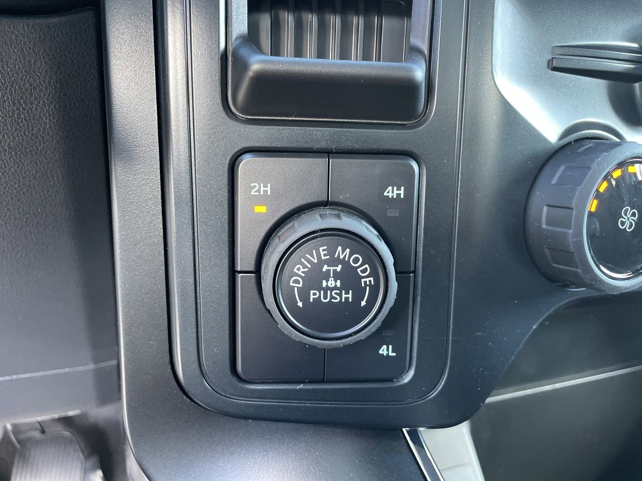 Certified 2025 Ford F150 STX AWD/4WD image 23