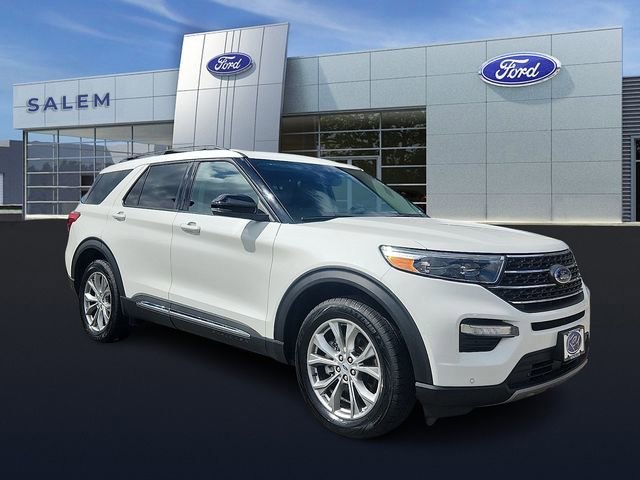 Certified 2023 Ford Explorer XLT w/ Equipment Group 202A AWD/4WD image 1