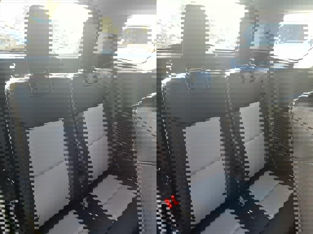 Certified 2023 Ford Explorer XLT w/ Equipment Group 202A image 16