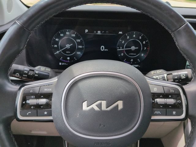 Used 2024 Kia Carnival SX Prestige FWD image 35