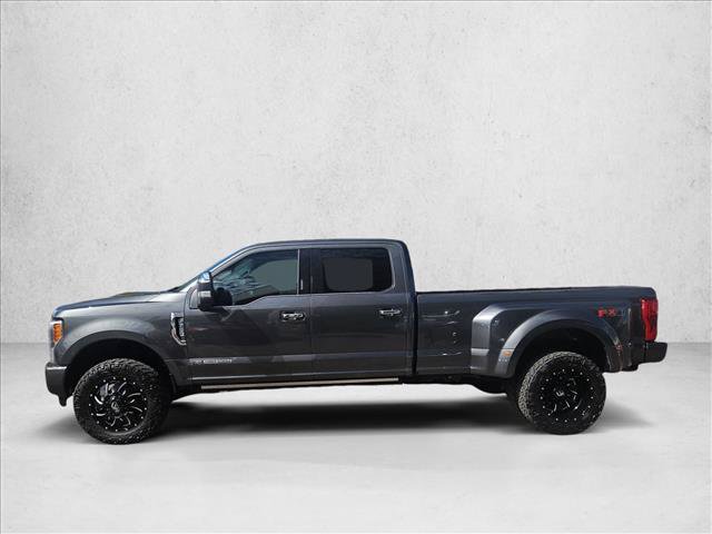 Certified 2018 Ford F350 Platinum w/ Platinum Ultimate Package AWD/4WD image 3