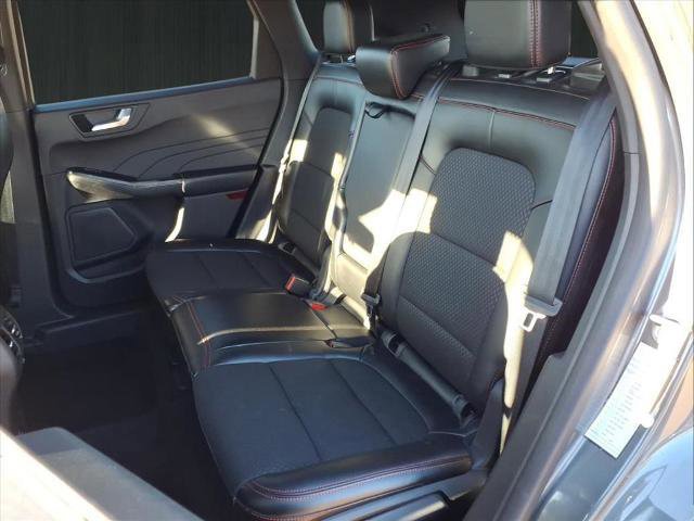 Certified 2024 Ford Escape ST-Line w/ Cold Weather Package image 18