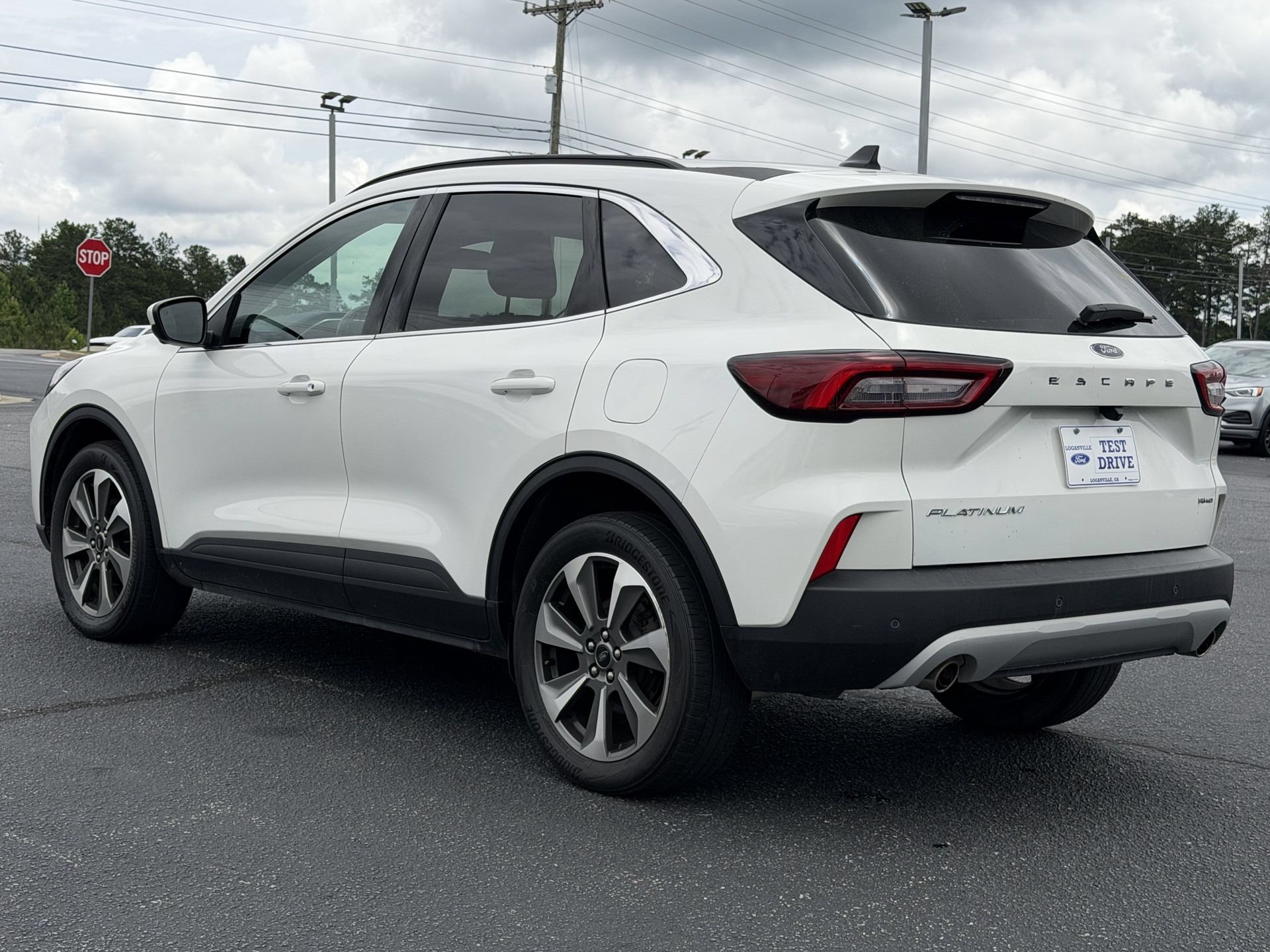 Certified 2023 Ford Escape Platinum AWD/4WD image 3