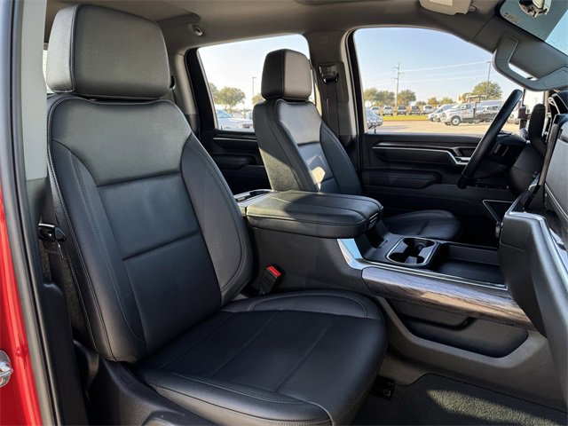 Used 2025 Chevrolet Silverado 3500 LTZ w/ LTZ Plus Package image 32