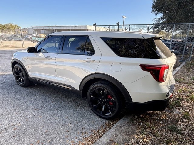 Certified 2022 Ford Explorer ST w/ Equipment Group 401A image 4