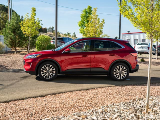 Certified 2020 Ford Escape Titanium w/ Titanium Premium Package 2.0 image 4