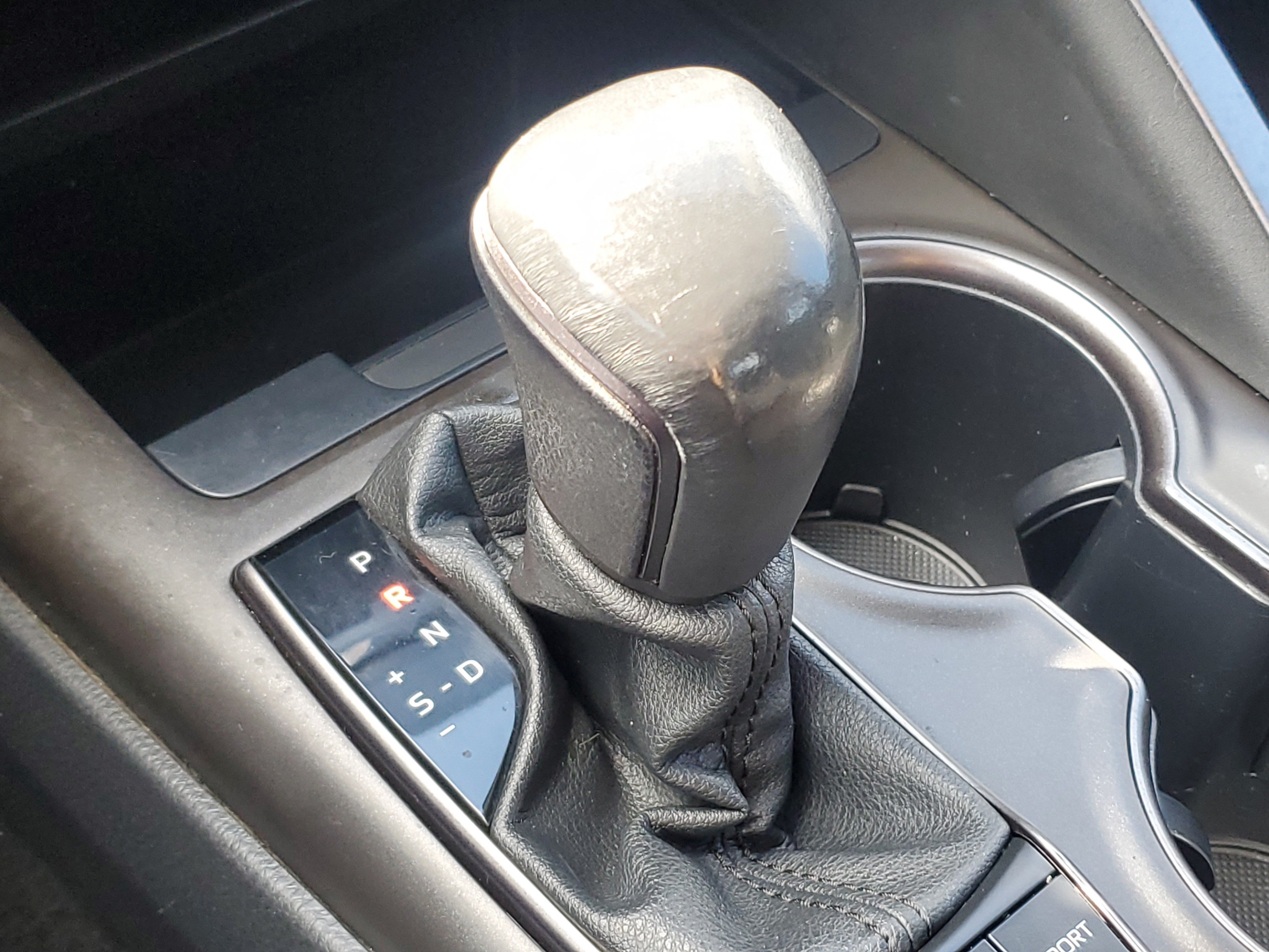 Used 2024 Toyota Camry SE FWD image 26
