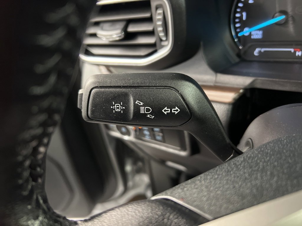 Certified 2023 Ford Explorer Limited w/ Hybrid Equipment Group 310A image 19