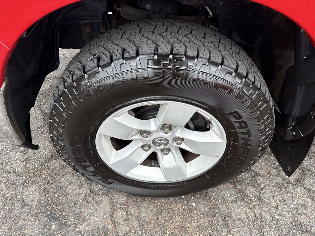 Used 2017 RAM 1500 Classic SLT image 10