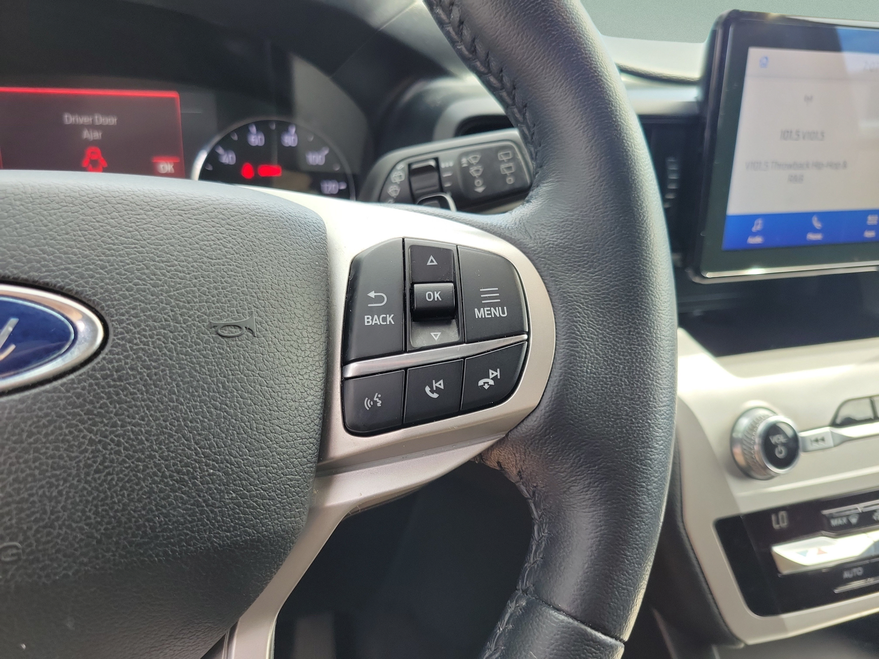 Certified 2020 Ford Explorer XLT RWD image 22