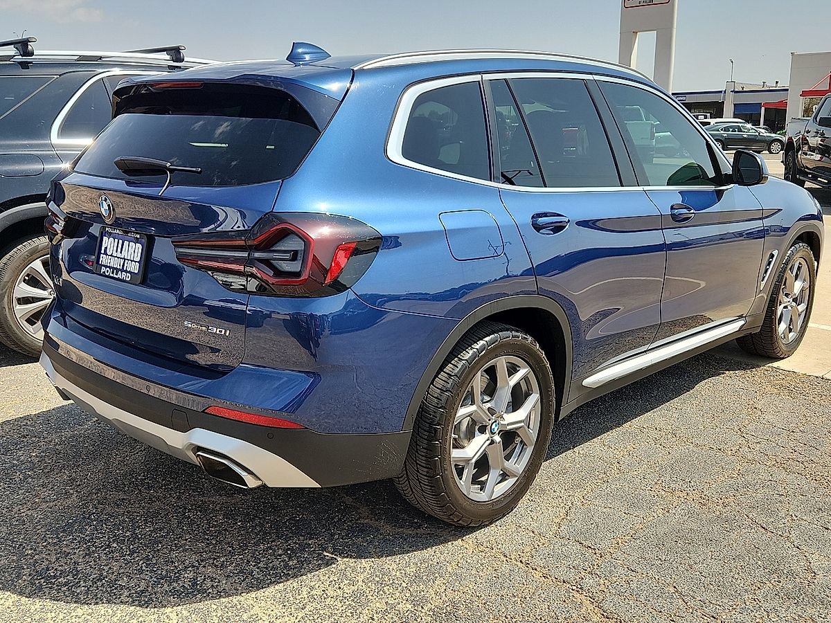 Used 2022 BMW X3 sDrive30i w/ Premium Package RWD image 3